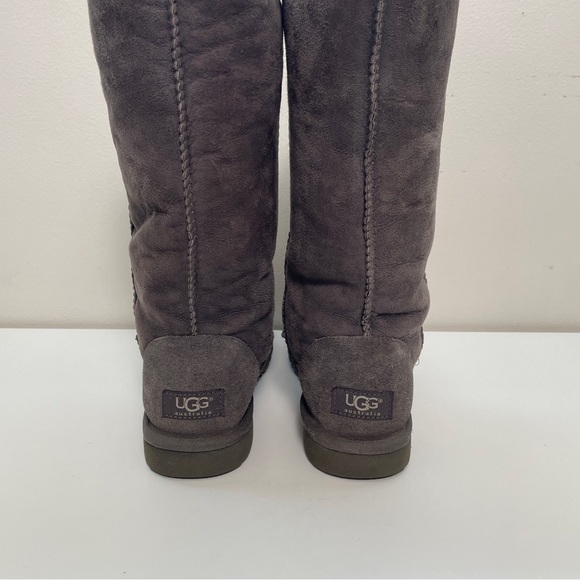 Ugg tall boots shearling leather classic winter cozy warm pull on soft grey sz 6 - Picture 3 of 12